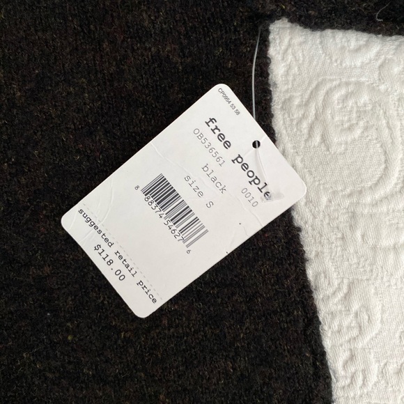 Free People black v-neck sweater, size small - Picture 2 of 3